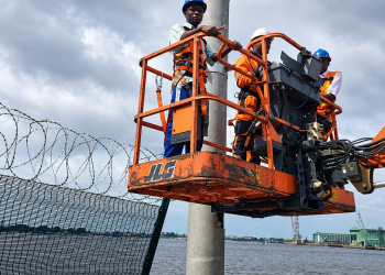 enhanced_utility_workers_photo